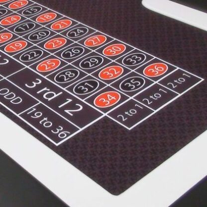 deluxe roulette table